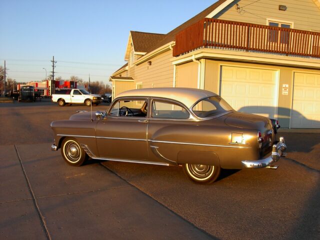 Chevrolet Bel Air/150/210 1953 image number 12