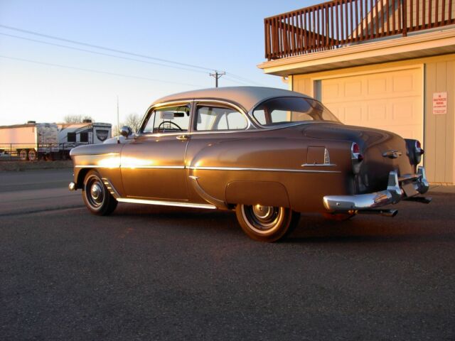 Chevrolet Bel Air/150/210 1953 image number 24