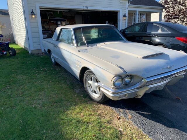 Ford Thunderbird 1965 image number 17