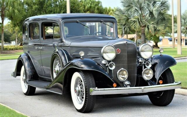 Cadillac Lasalle 1933 image number 1