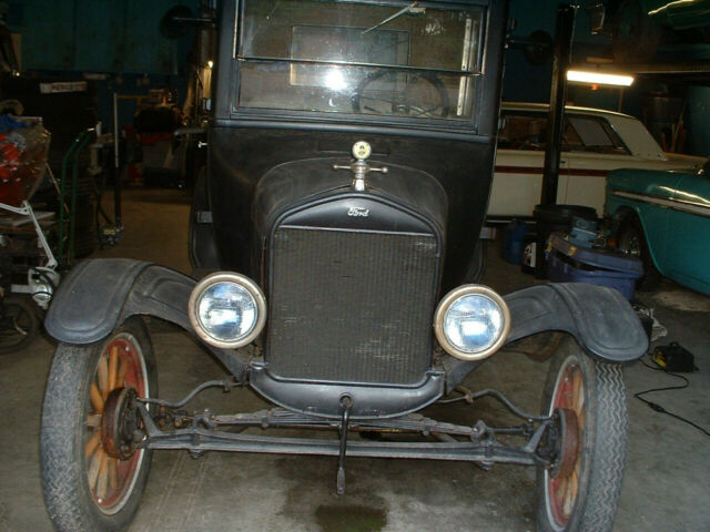 Ford Model T 1925 image number 0