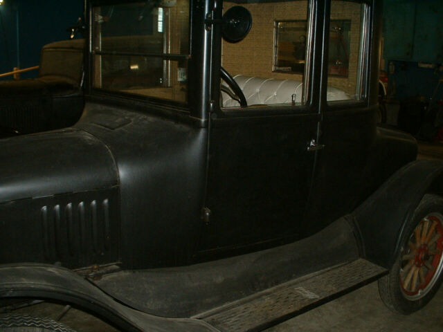 Ford Model T 1925 image number 30