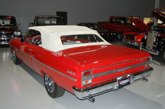 Chevrolet Chevelle Malibu Convertible 1964 image number 14