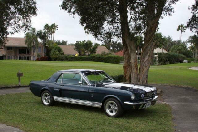 Ford Mustang 1965 image number 29