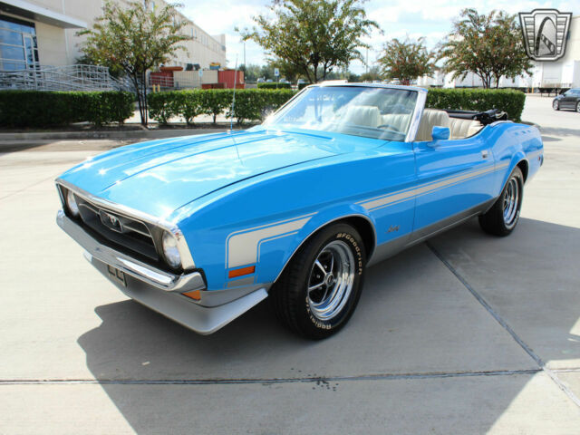 Ford Mustang 1972 image number 23