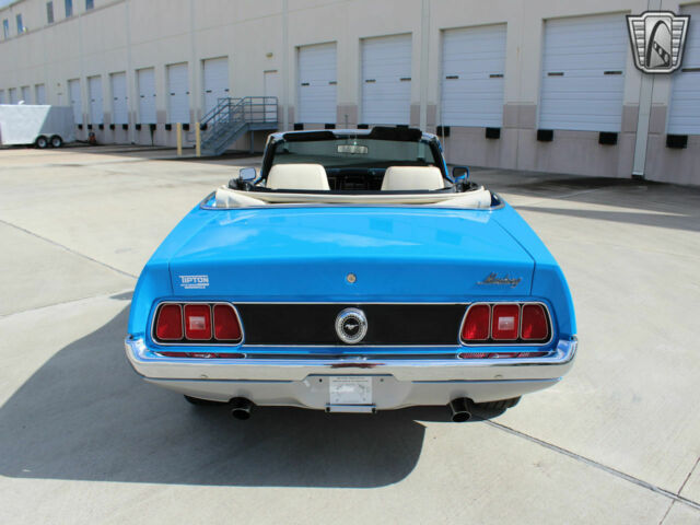 Ford Mustang 1972 image number 27