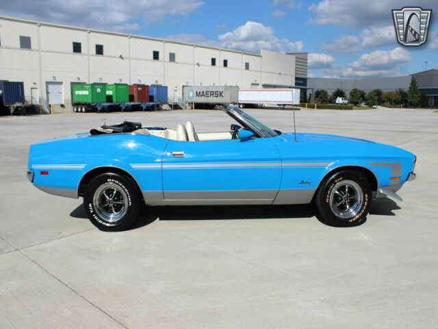 Ford Mustang 1972 image number 28