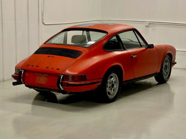 Porsche 911 1971 image number 7