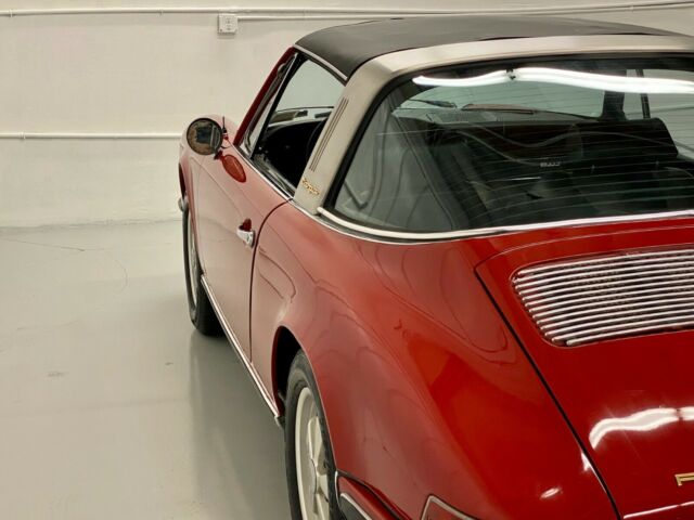 Porsche 911 1970 image number 7