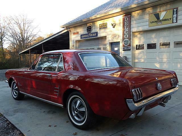 Ford Mustang 1966 image number 15