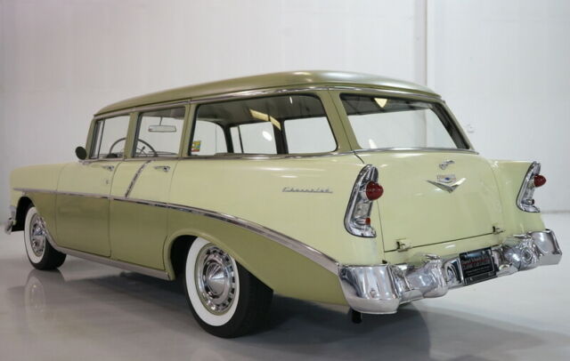 Chevrolet Townsman 1956 image number 29