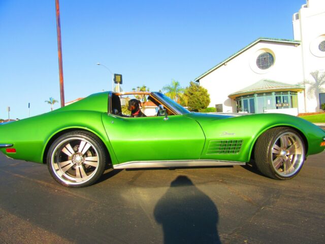 Chevrolet Corvette 1972 image number 1