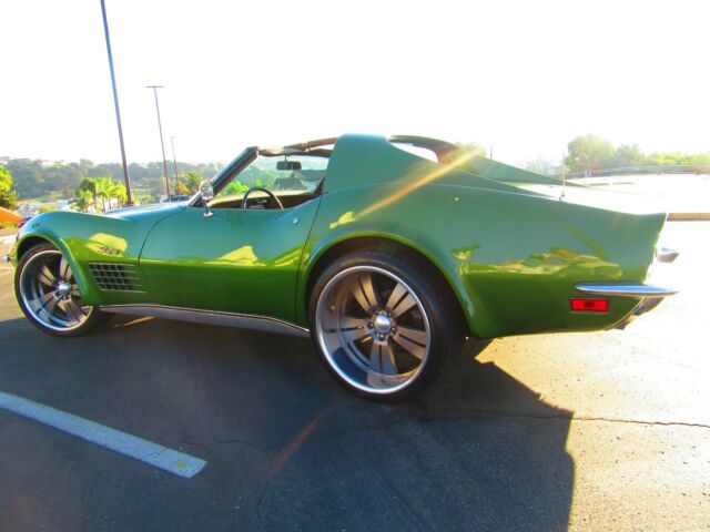 Chevrolet Corvette 1972 image number 2