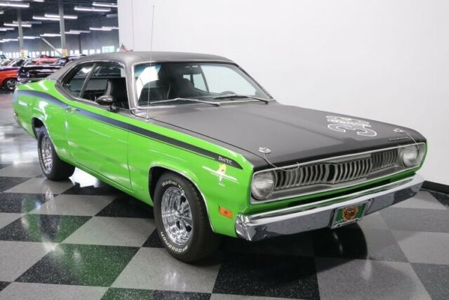 Plymouth Duster 1971 image number 17