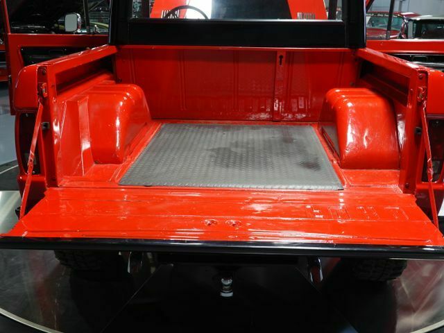 Ford Bronco 1970 image number 6