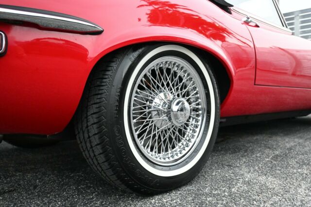 Jaguar E-Type 1973 image number 13