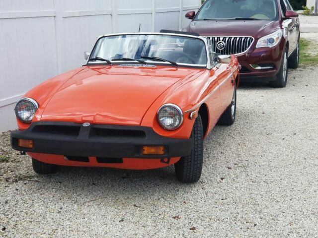 MG MGB 1976 image number 1