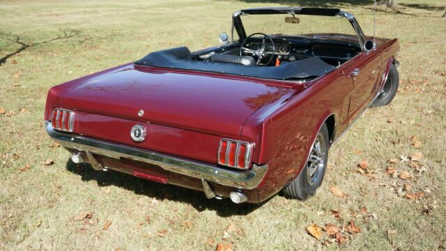 Ford Mustang 1965 image number 20