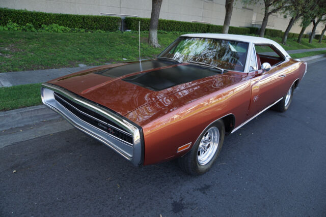 Dodge CHARGER RT 440/375HP V8 2 DR HARDTOP 1970 image number 27