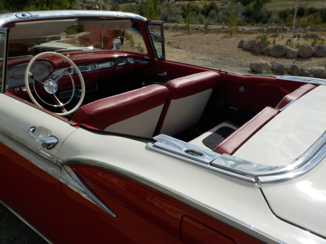 Ford Galaxie 1959 image number 34