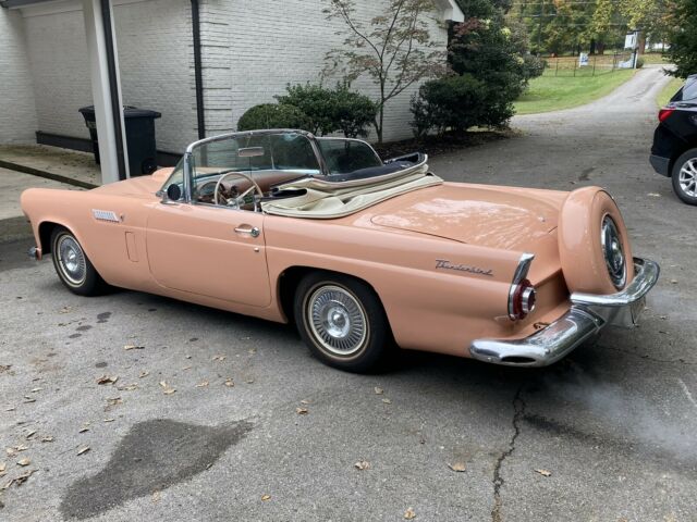 Ford Thunderbird 1956 image number 2