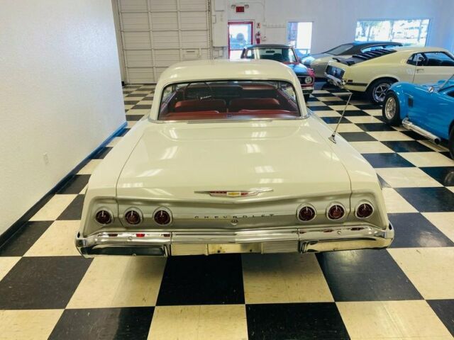 Chevrolet Impala 1962 image number 29