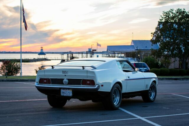 Ford Mustang 1972 image number 1