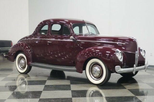 Ford Deluxe 1940 image number 16