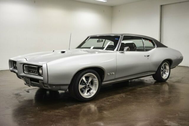 Pontiac GTO 1969 image number 2