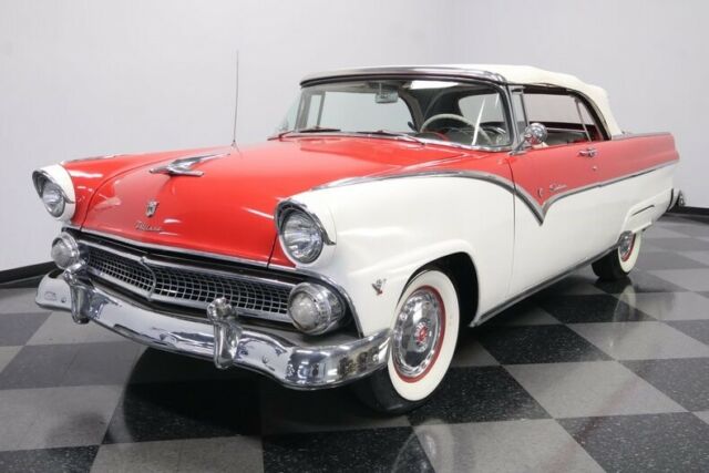 Ford Fairlane 1955 image number 29