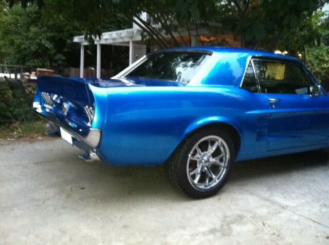 Ford Mustang 1967 image number 1