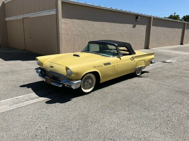 Ford Thunderbird 1957 image number 11