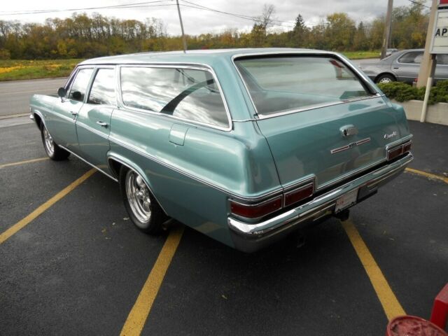 Chevrolet Impala 1966 image number 12