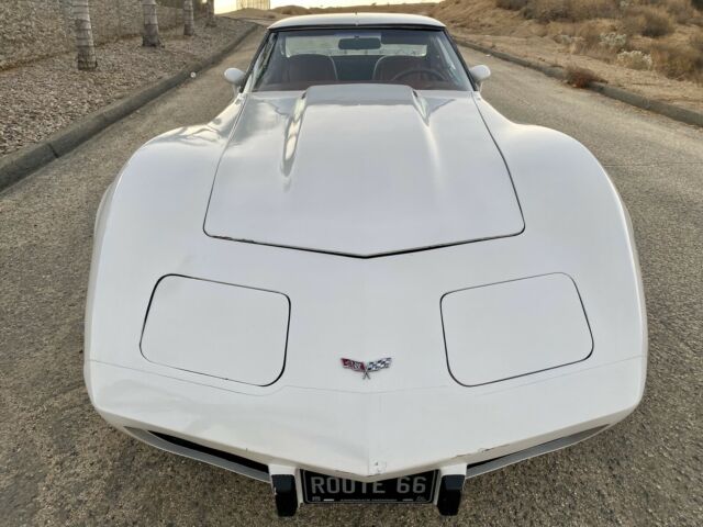 Chevrolet Corvette 1977 image number 1