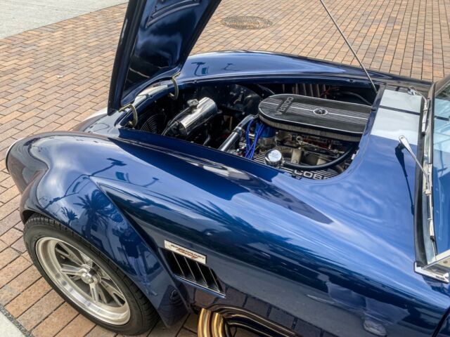 Shelby Cobra 1965 image number 23