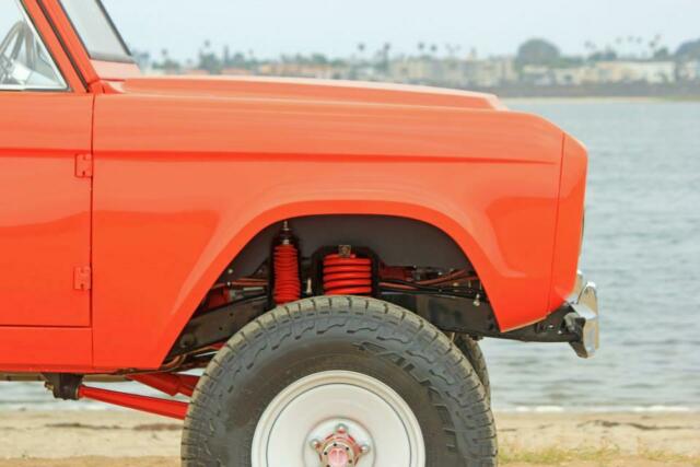 Ford Bronco 1973 image number 10