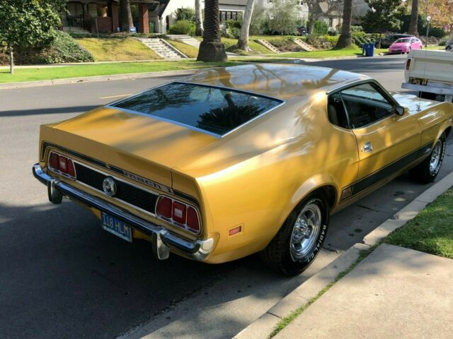 Ford Mustang 1973 image number 2