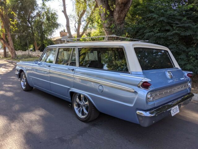 Mercury Meteor 1963 image number 1