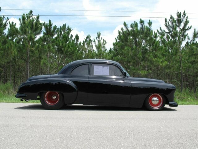 Chevrolet Business Coupe 1950 image number 31