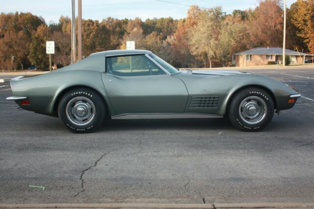 Chevrolet Corvette 1971 image number 25