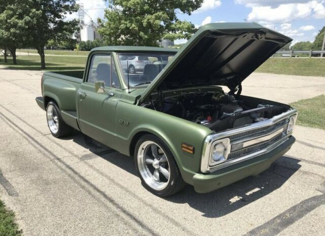 Chevrolet C-10 1970 image number 1