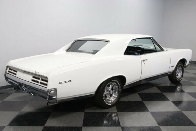 Pontiac GTO 1967 image number 13