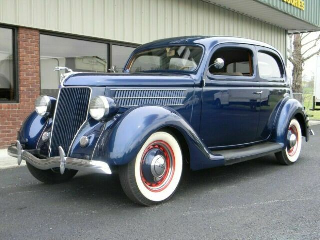 Ford 2 door sedan 1936 image number 24