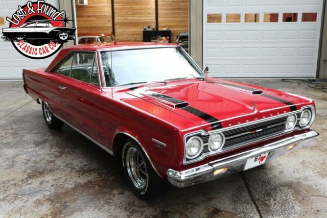 Plymouth GTX 440 4 Speed 1967 image number 14