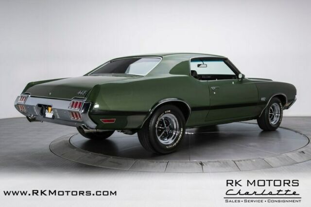 Oldsmobile Cutlass 1972 image number 1