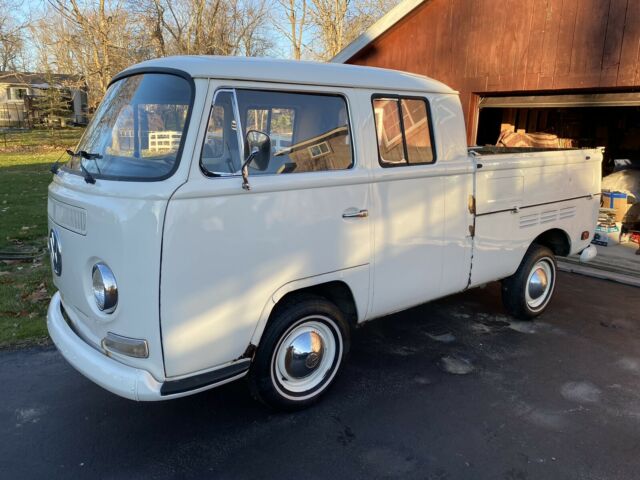 Volkswagen Double Cab 1970 image number 18