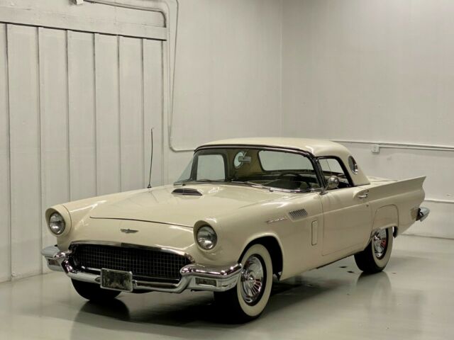 Ford Thunderbird 1957 image number 24