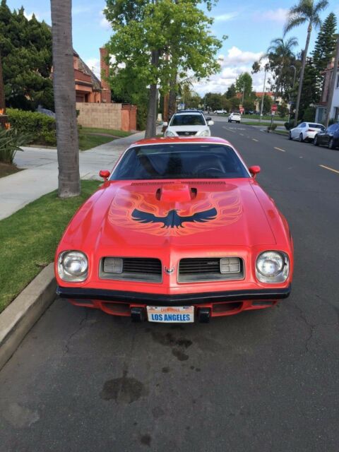 Pontiac Firebird 1975 image number 2