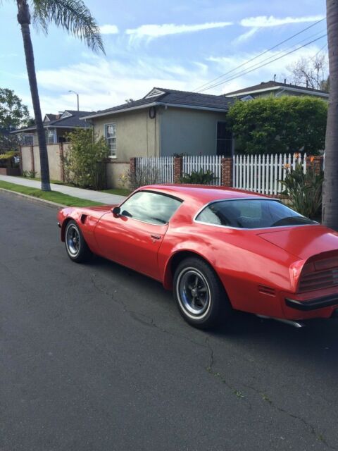 Pontiac Firebird 1975 image number 26