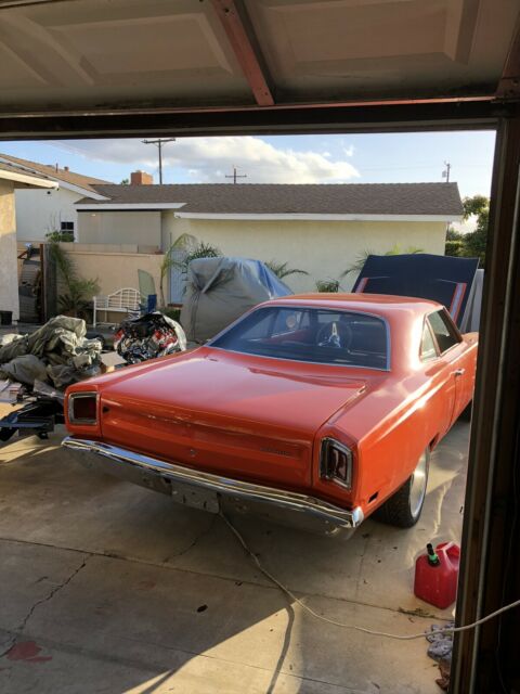 Plymouth Road Runner 1969 image number 15